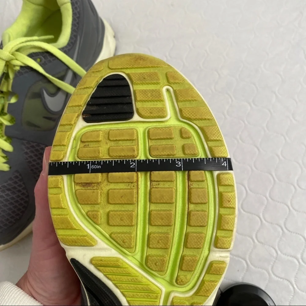 Nike Lunar Eclipse 2 gray and yellow running sneakers
